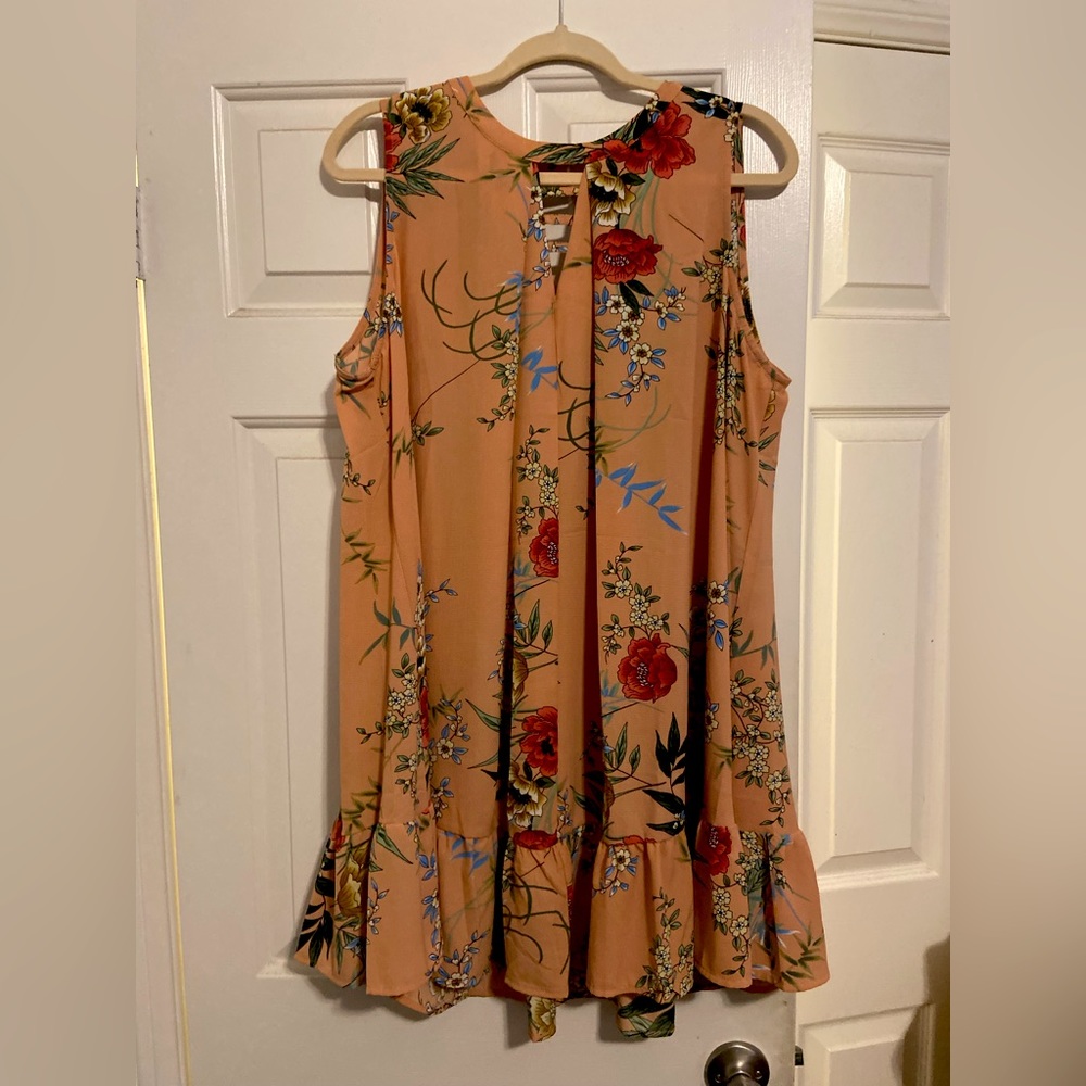 Sleeveless floral swing dress! Size L
